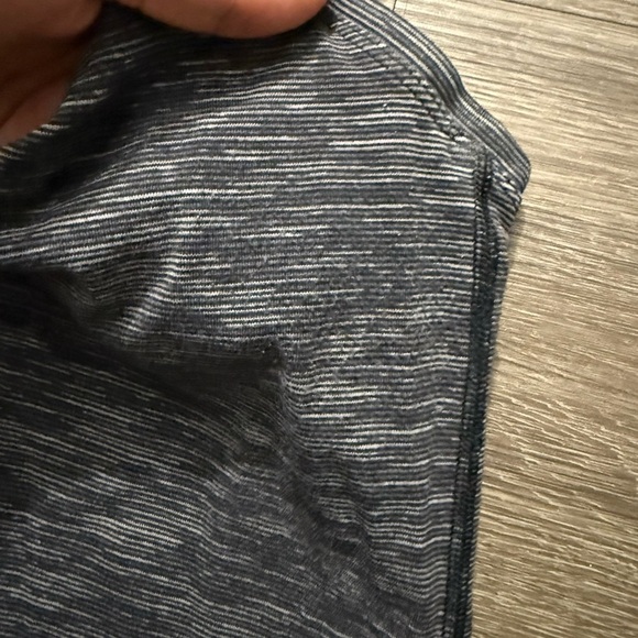 Lululemon Athletica Women's Black Racerback Tank Top Size 2 - Picture 4 of 9